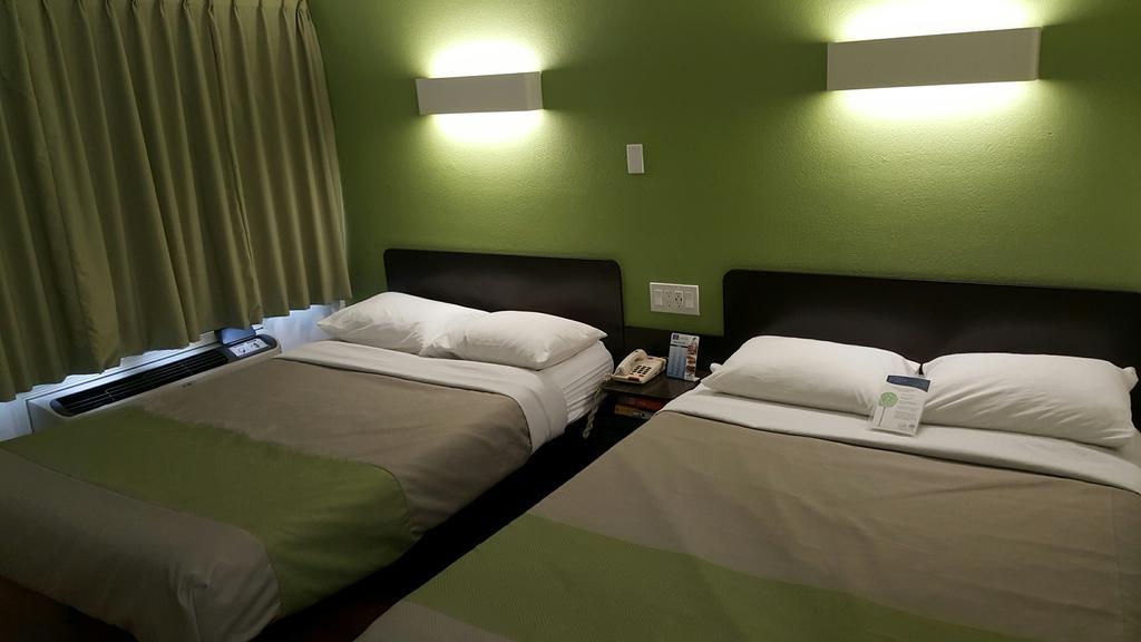 6-el Paso, Tx - West Hotel