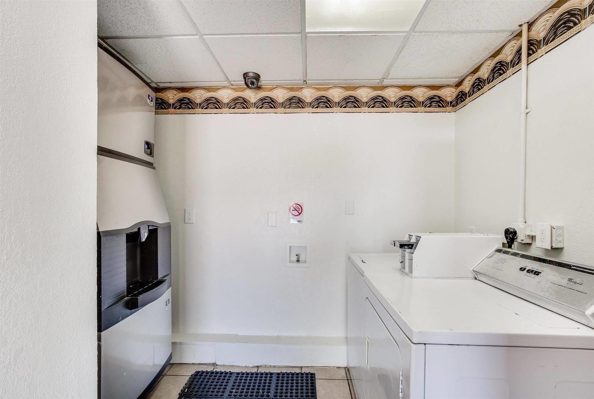 Hotel 6-el Paso, Tx - West